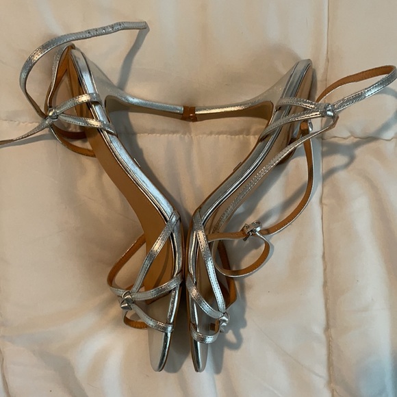 Badgley Mischka strappy sandals - Picture 6 of 10